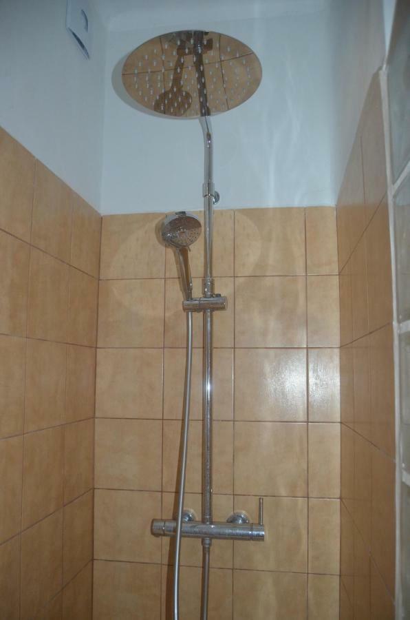 Hotel La Terraza Banyoles Zewnętrze zdjęcie